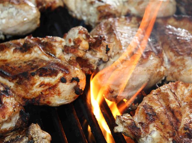 Roadhouse Grille | restaurant | 321 SW Main St, Douglas, MA 01516, USA | 5083416656 OR +1 508-341-6656