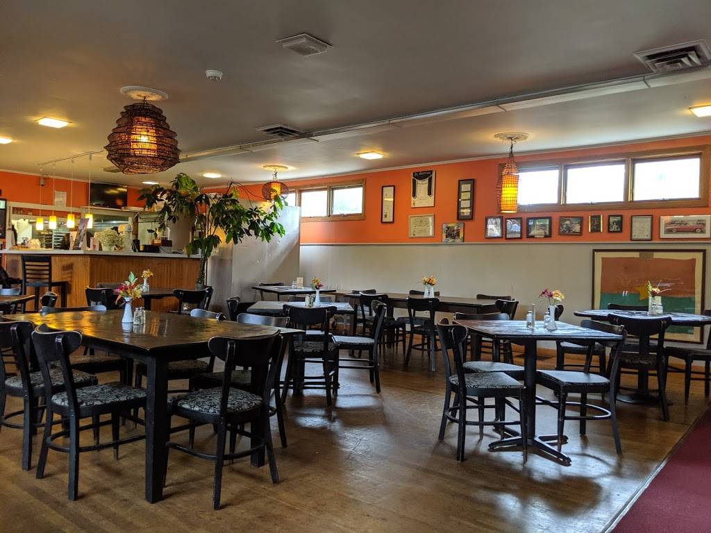 Chef Deons Kitchen | restaurant | 14 Towanticut St, Oak Bluffs, MA 02557, USA | 5086270330 OR +1 508-627-0330