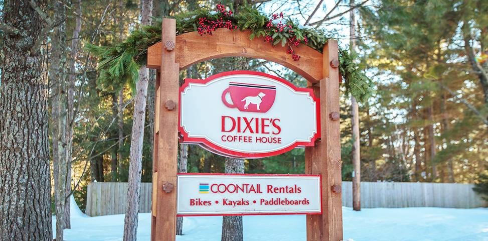Dixies Coffee House | restaurant | 6085 County Hwy W, Manitowish Waters, WI 54545, USA | 7155432353 OR +1 715-543-2353