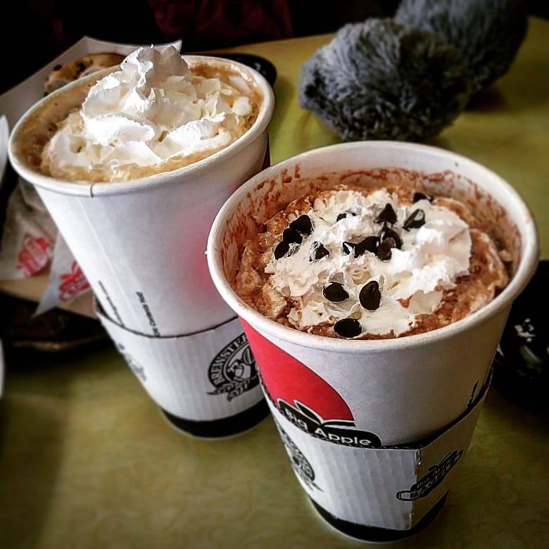 Big Apple Bagels | bakery | 4408 W Main St, Kalamazoo, MI 49006, USA | 2693819100 OR +1 269-381-9100