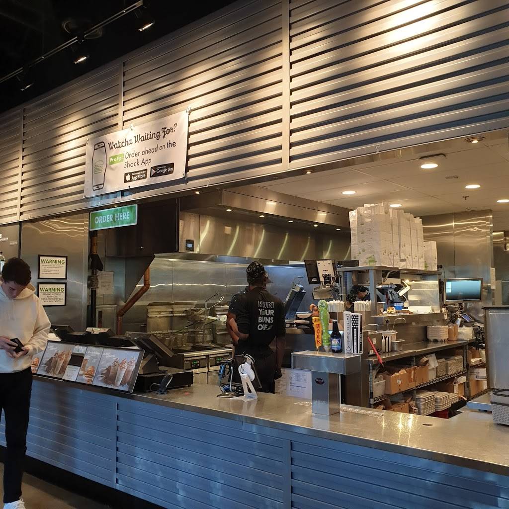 Shake Shack | restaurant | 2500 N Pearl St, Dallas, TX 75201, USA | 2149831023 OR +1 214-983-1023