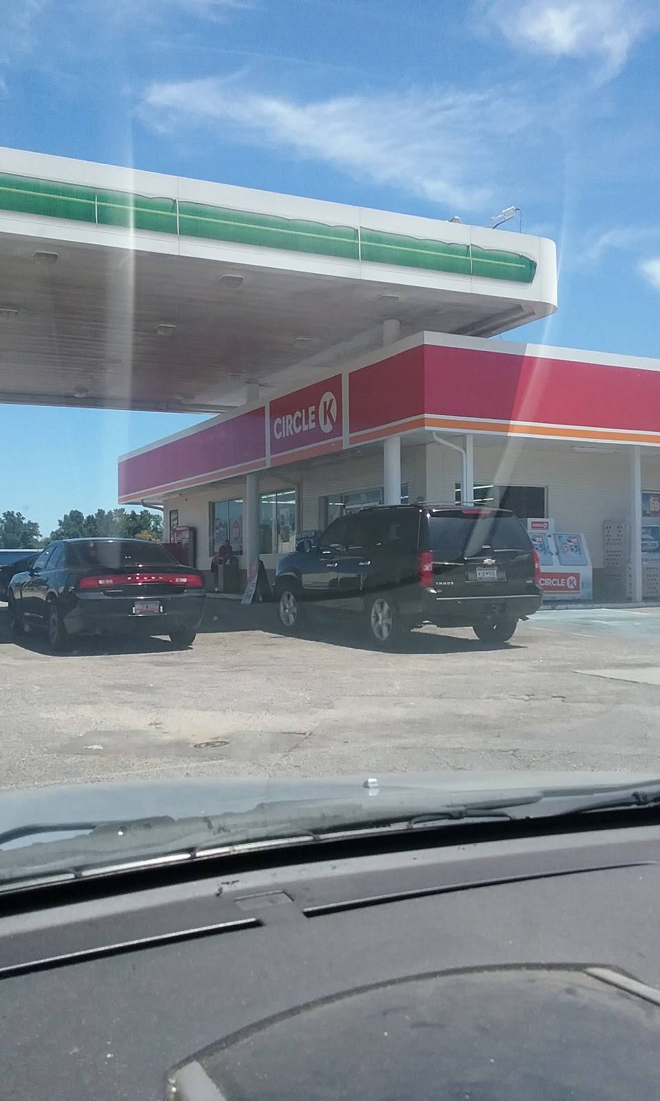 Kangaroo Express | meal takeaway | 200 E McIntyre St, Mullins, SC 29574, USA | 8434640881 OR +1 843-464-0881