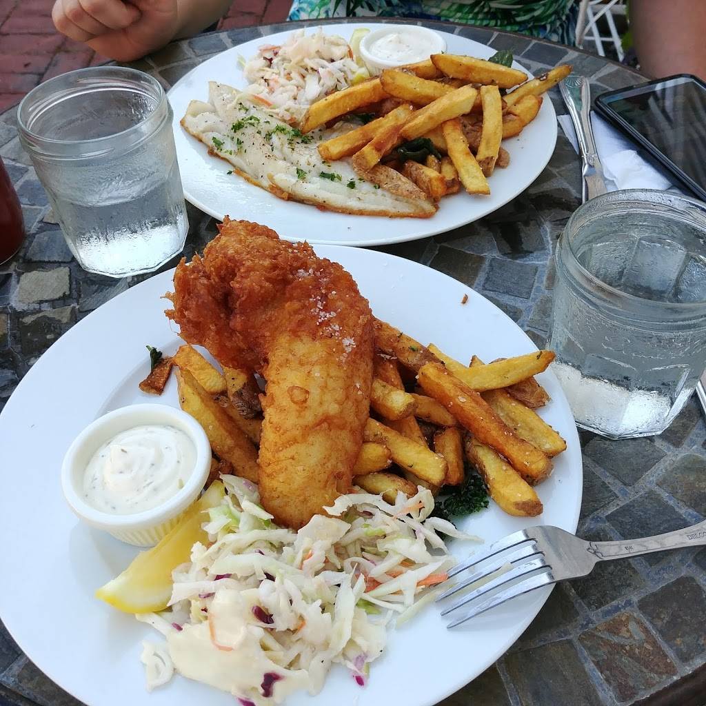 DeepWater Brewing Company | restaurant | 33 Tenney Hill, Blue Hill, ME 04614, USA | 2073742441 OR +1 207-374-2441