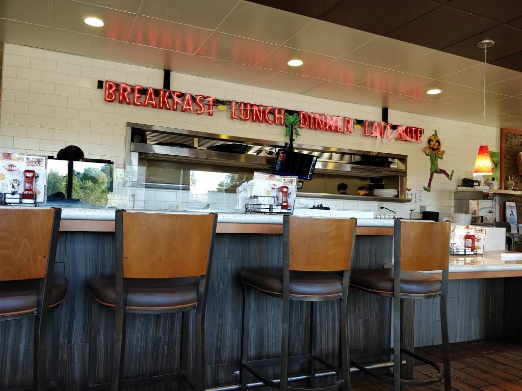 Dennys | restaurant | 2442 Highland Ave, Highland, CA 92346, USA | 9098622003 OR +1 909-862-2003