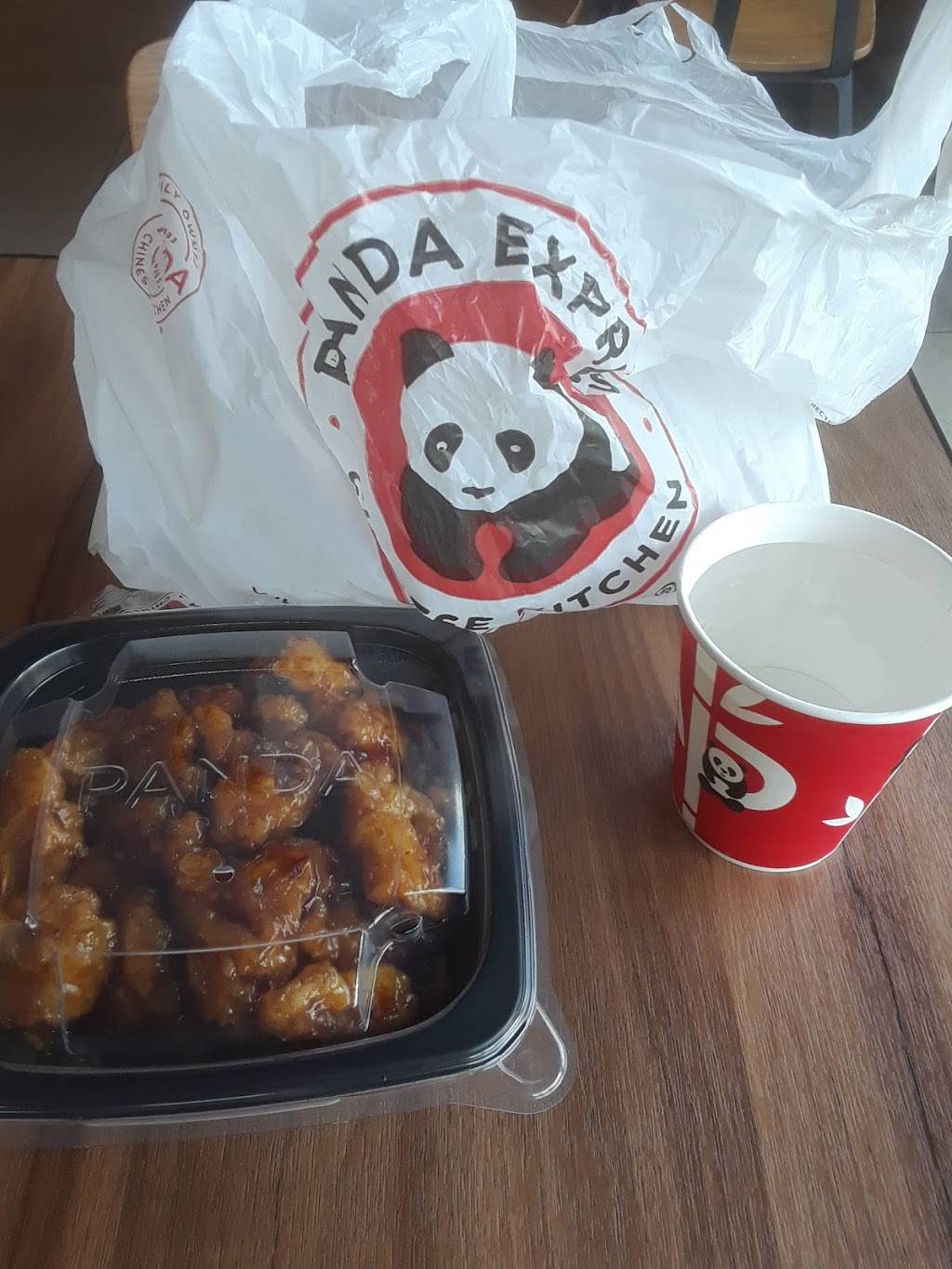 Panda Express | restaurant | 10445 Olive Blvd, Creve Coeur, MO 63141, USA | 3145699063 OR +1 314-569-9063