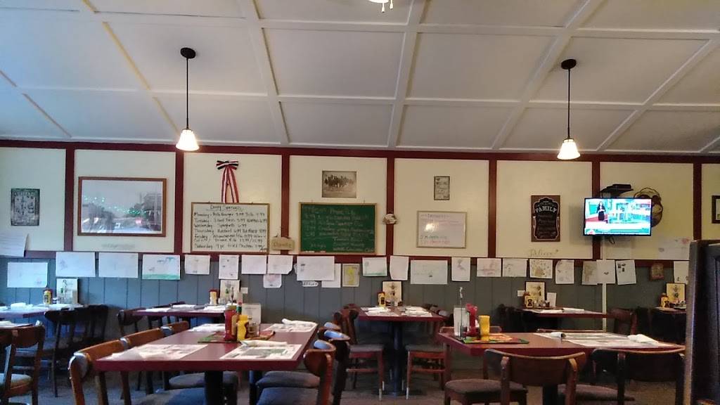 Family Affair | restaurant | 148 W Main St, Mendon, MI 49072, USA | 2694968600 OR +1 269-496-8600