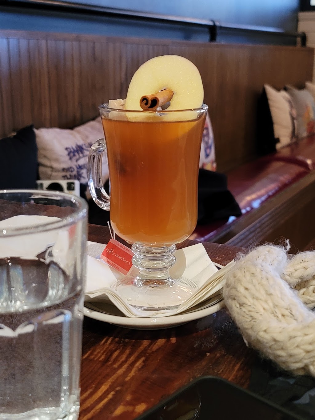 Dukes Grocery | restaurant | 2000 Pennsylvania Avenue NW, Washington, DC 20006, USA | 2027333967 OR +1 202-733-3967