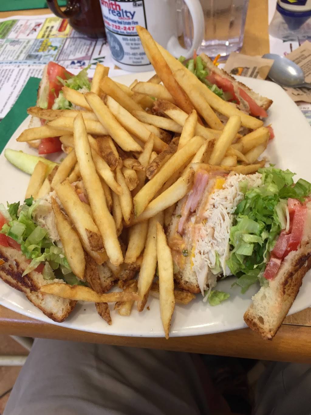 Dianas Delights | cafe | 138 W Main St, Gaylord, MI 49735, USA | 9897326564 OR +1 989-732-6564