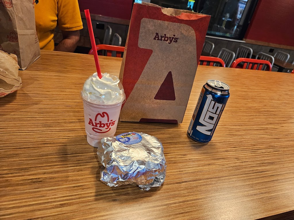 Arbys | restaurant | 3840 Garcon Point Rd, Milton, FL 32583, USA | 8505642954 OR +1 850-564-2954
