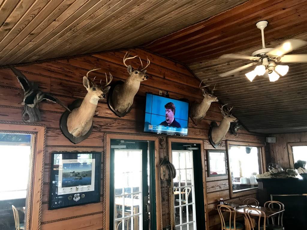 Mudcat Charlies | restaurant | 250 Ricefield Way, Brunswick, GA 31525, USA | 9122610055 OR +1 912-261-0055