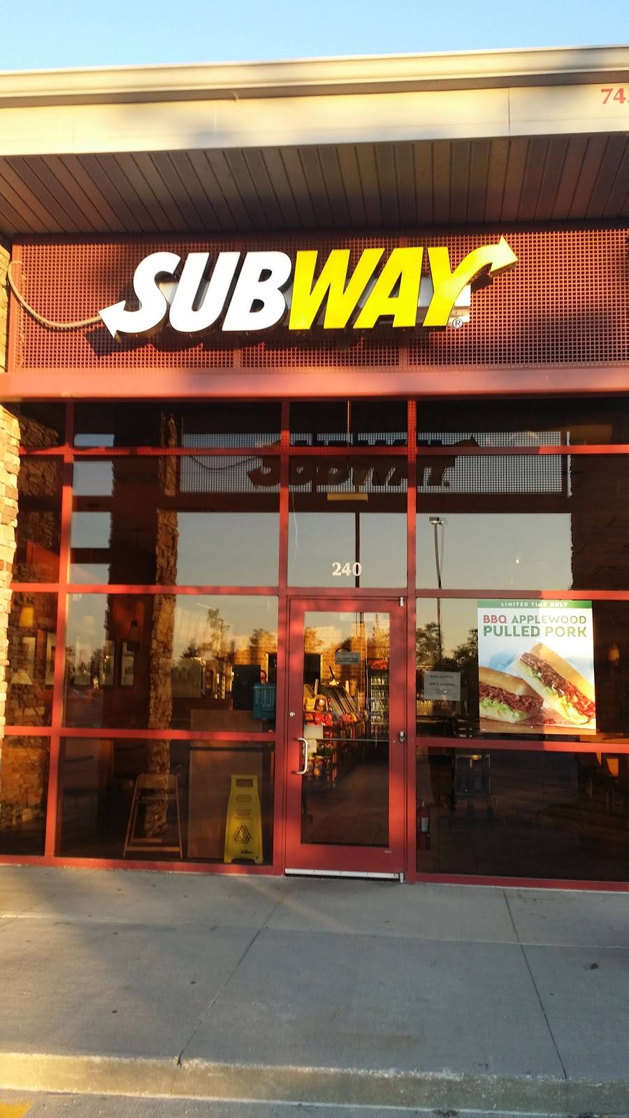 Subway | restaurant | 7450 Bridgewood Blvd, West Des Moines, IA 50266, USA | 5152237744 OR +1 515-223-7744