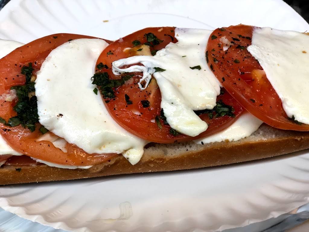 Marios Pizza & Pasta | restaurant | 439 Market St, Saddle Brook, NJ 07663, USA | 2018456556 OR +1 201-845-6556