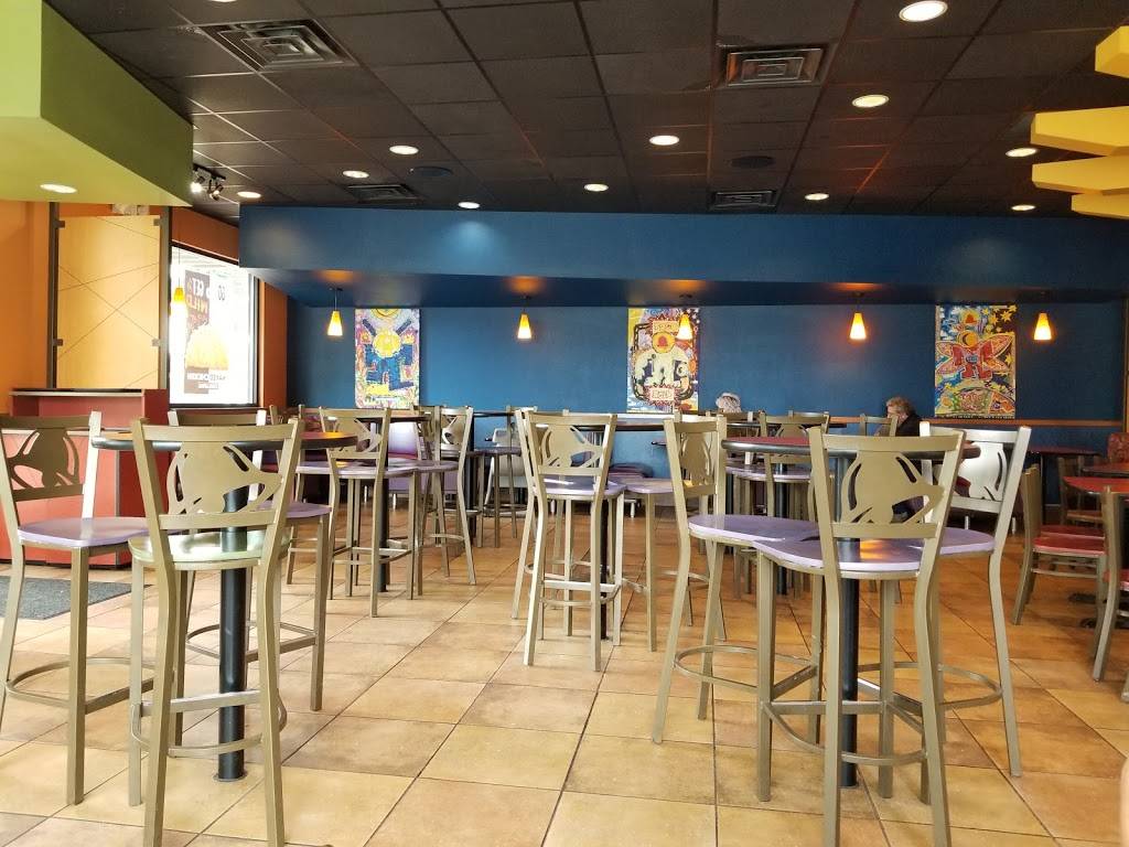 Taco Bell | meal takeaway | 230 W E Layton Ave, Milwaukee, WI 53207, USA | 4147470580 OR +1 414-747-0580