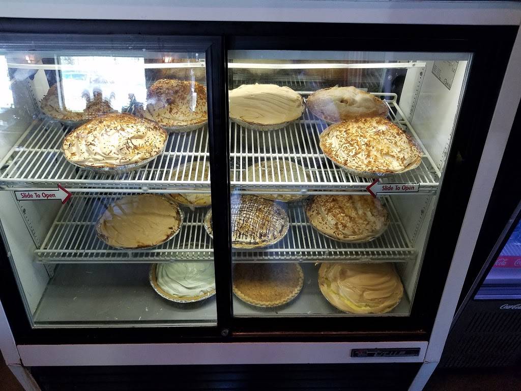 Farmhouse Cafe | restaurant | 1004 14th St, Huntsville, TX 77340, USA | 9364351450 OR +1 936-435-1450