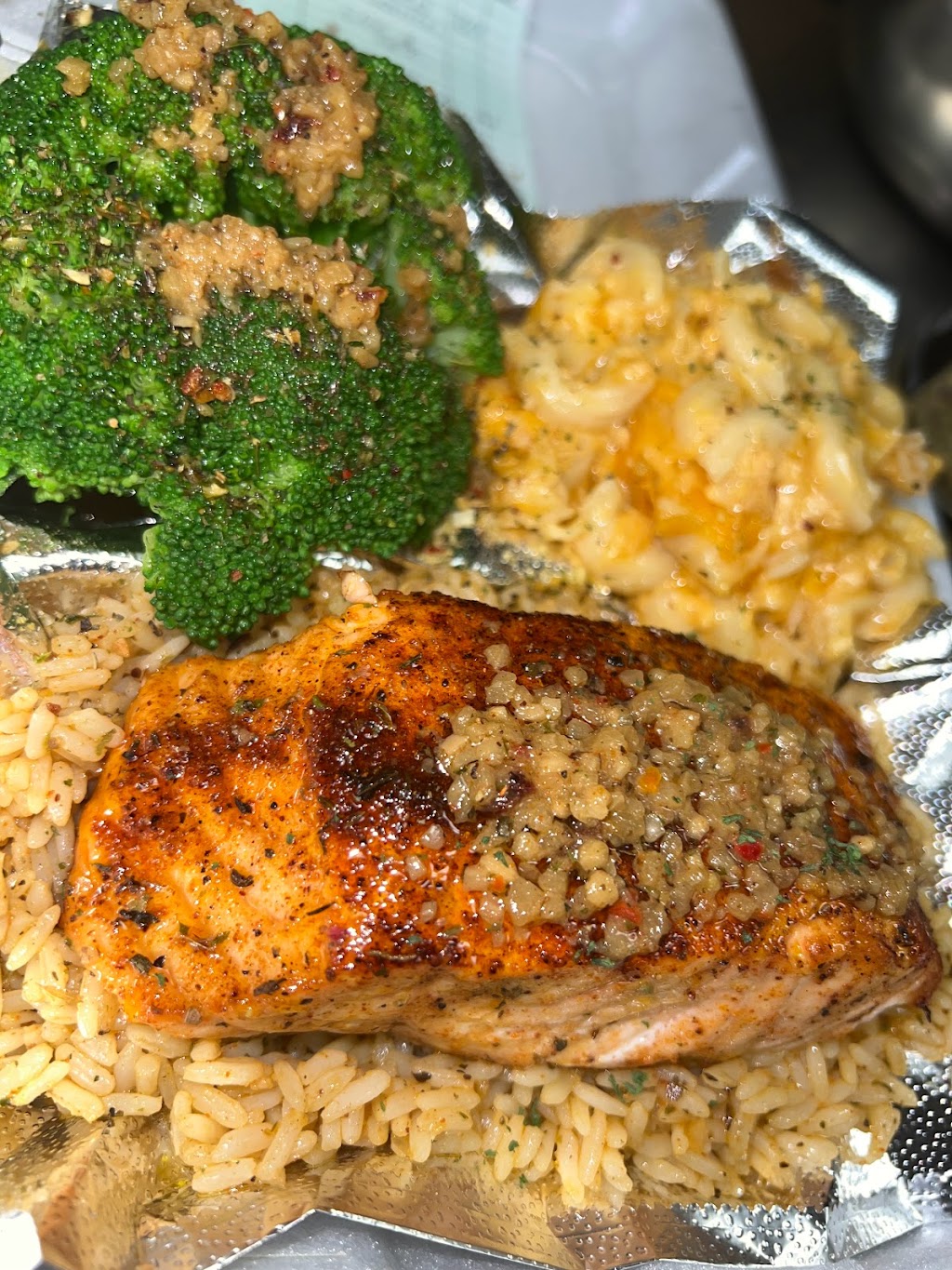 Southside Bar and Grill | night club | 2500 S 3rd St, Philadelphia, PA 19148, USA | 2676872595 OR +1 267-687-2595