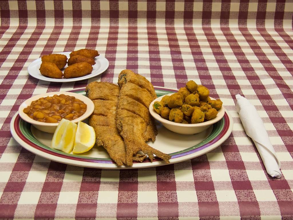 Gibsons Bar-B-Q | restaurant | 3319 Memorial Pkwy SW, Huntsville, AL 35801, USA | 2568814851 OR +1 256-881-4851