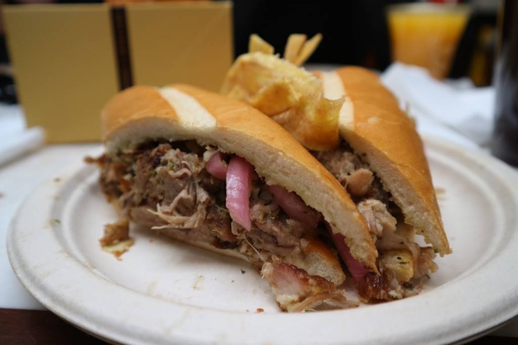 Portos Bakery and Cafe | bakery | 2913, 3614 W Magnolia Blvd, Burbank, CA 91505, USA | 8188469100 OR +1 818-846-9100