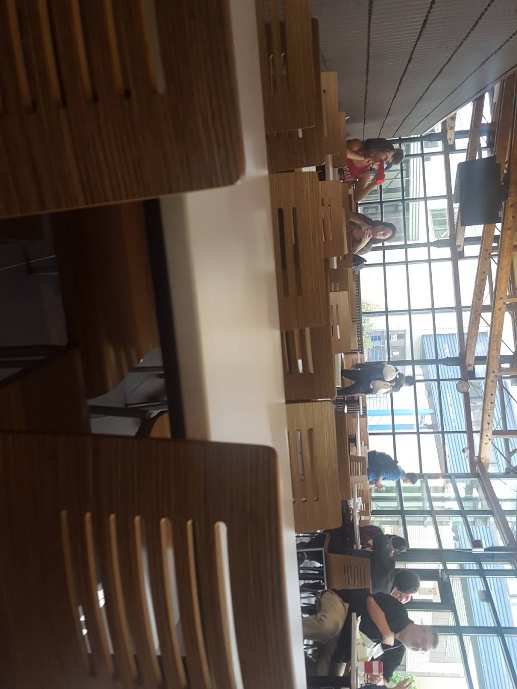 Subway | restaurant | Sheridan College, 1430 Trafalgar Rd, Oakville, ON L6H 2L1, Canada | 6478963884 OR +1 647-896-3884