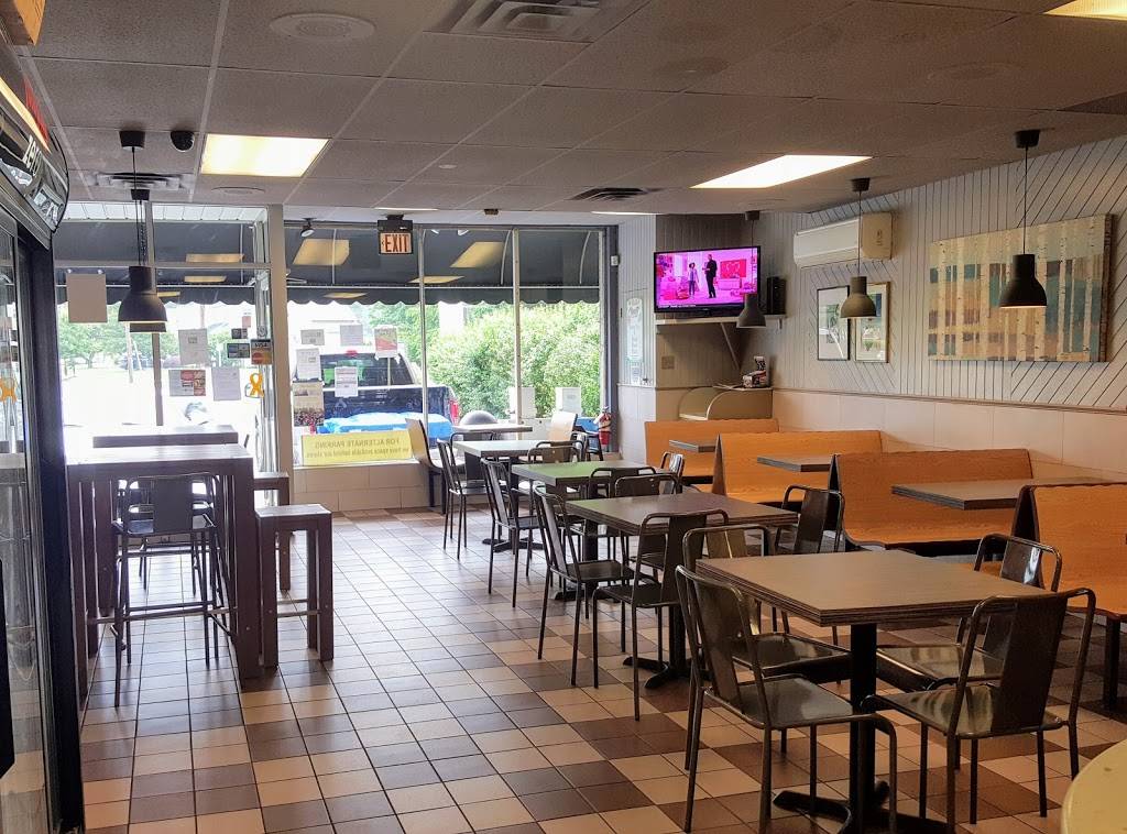 Varsity Pizza & Subs | restaurant | 1296 Lawrenceville Rd, Lawrenceville, NJ 08648, USA | 6098824100 OR +1 609-882-4100