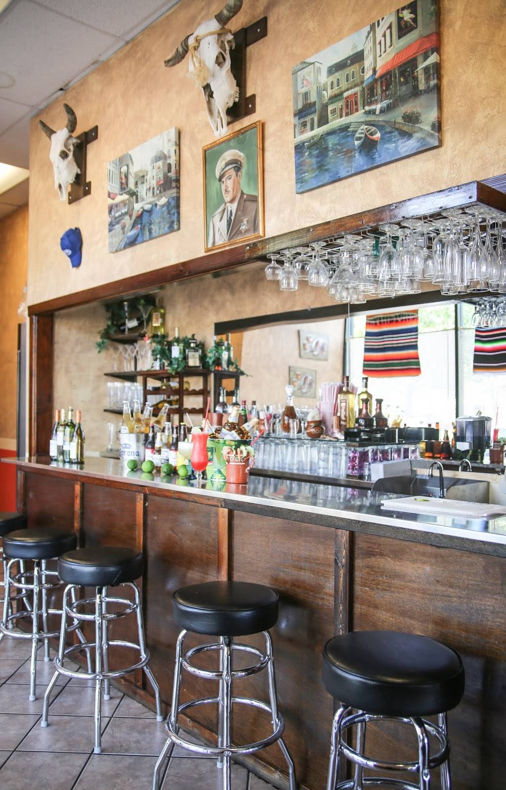 La Barca Birria & Mariscos | restaurant | 2400 Florin Rd f, Sacramento, CA 95822, USA | 9163917425 OR +1 916-391-7425