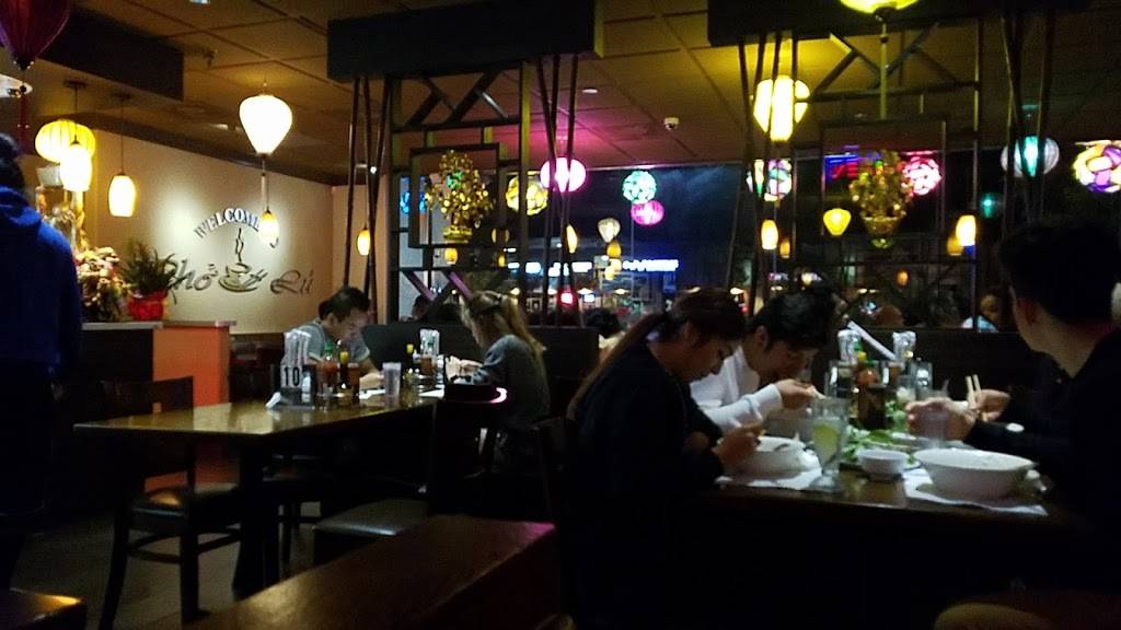 Pho Lu | restaurant | 10141 Westminster Ave, Garden Grove, CA 92843, USA | 7145397979 OR +1 714-539-7979