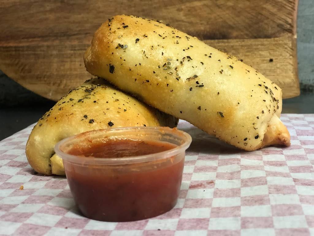 Mini Mart & Pizza Shop | meal takeaway | 1112 N Cumberland St, Lebanon, TN 37087, USA | 6154448078 OR +1 615-444-8078