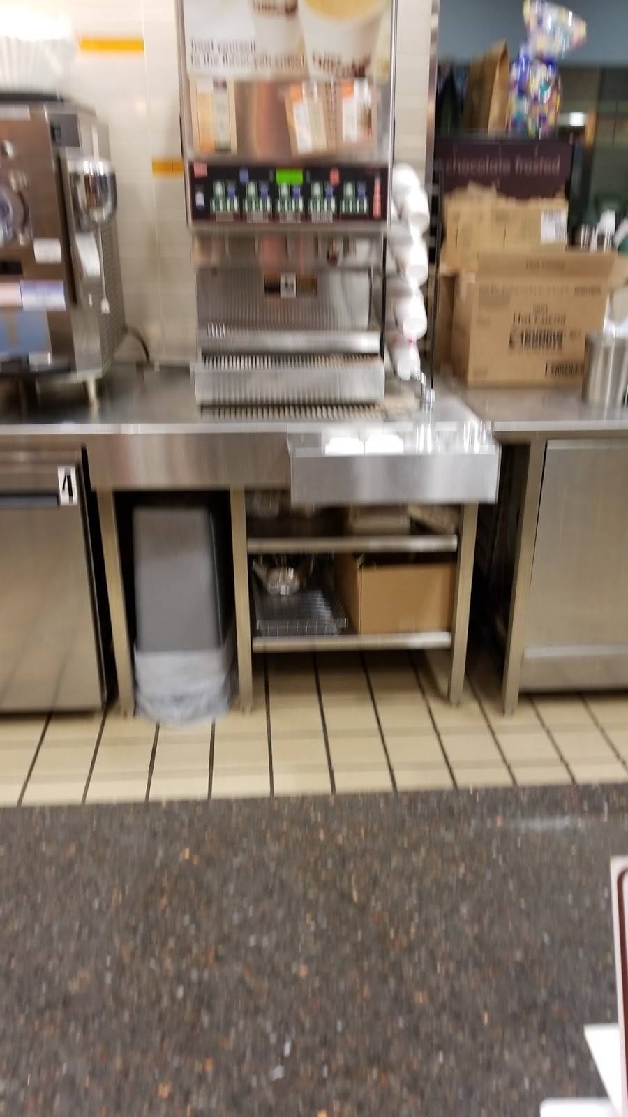 Dunkin | bakery | 2428 E Washington St, New Castle, PA 16101, USA | 7242026944 OR +1 724-202-6944