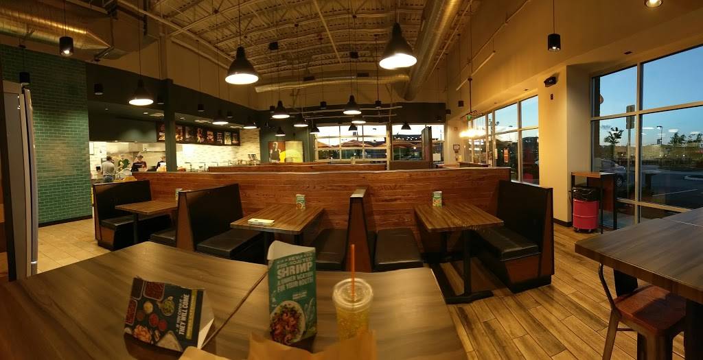 QDOBA Mexican Eats | restaurant | 42 Highland Commons W E, Hudson, MA 01749, USA | 9785670630 OR +1 978-567-0630