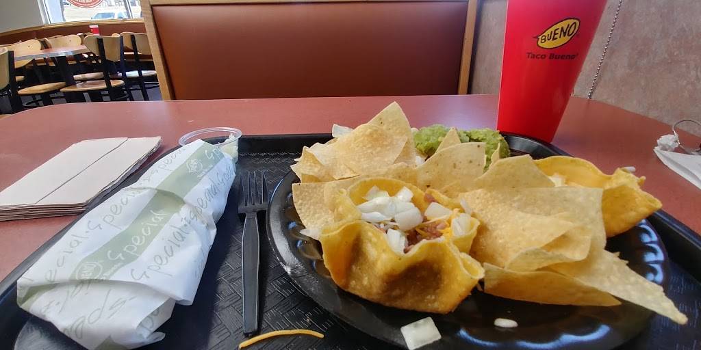 Taco Bueno | restaurant | 1901 S Main St, Weatherford, TX 76086, USA | 8175942840 OR +1 817-594-2840