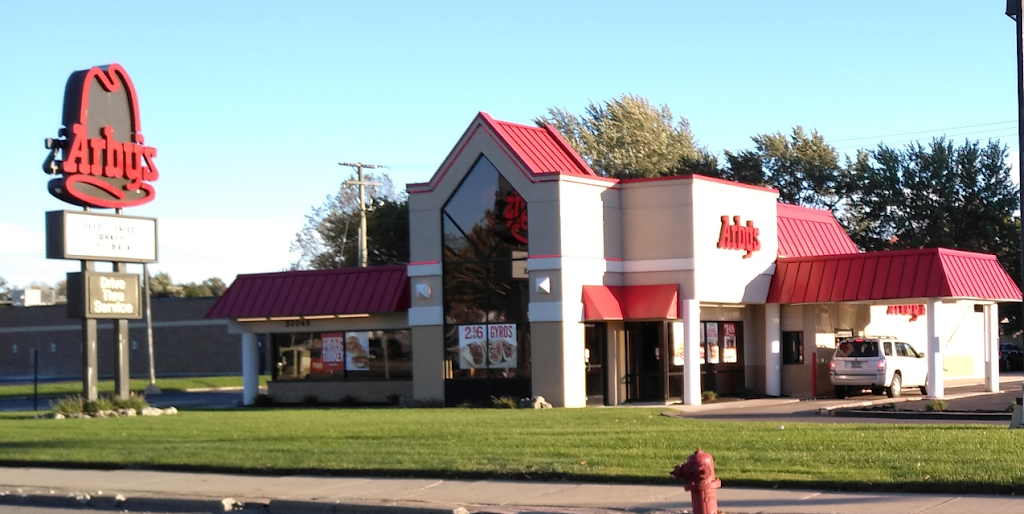 Arbys | restaurant | 30049 Ford Rd, Garden City, MI 48135, USA | 7345221434 OR +1 734-522-1434