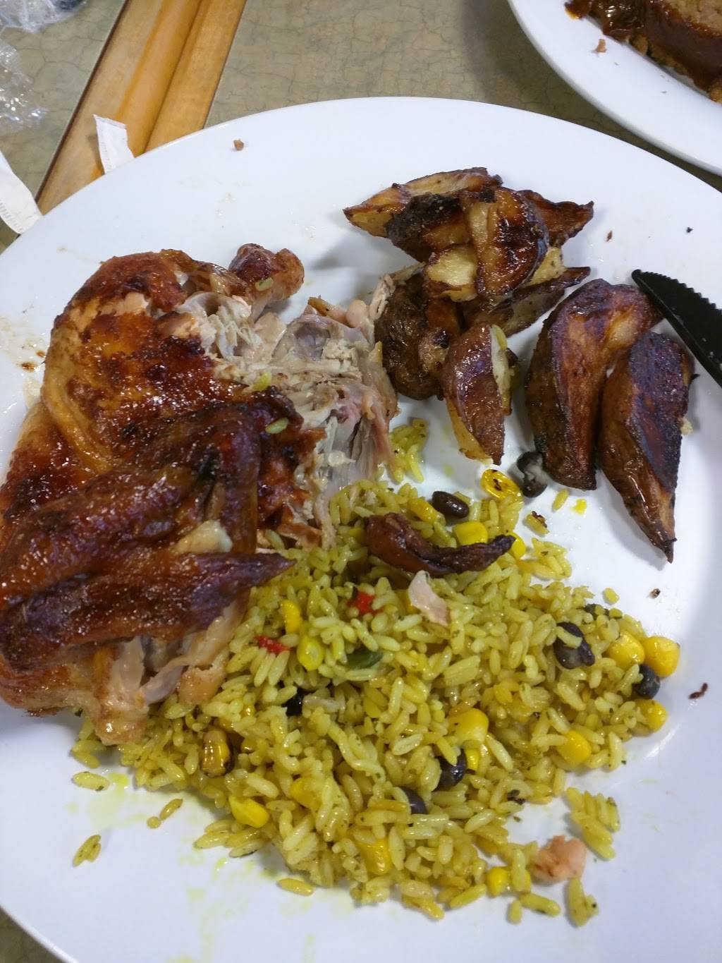 Boston Market | restaurant | 14 Danbury Rd, Wilton, CT 06897, USA | 2038342400 OR +1 203-834-2400