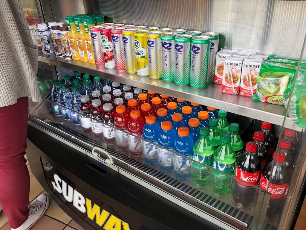 Subway | meal takeaway | 6021 Metcalf Ave, Mission, KS 66202, USA | 9136776600 OR +1 913-677-6600