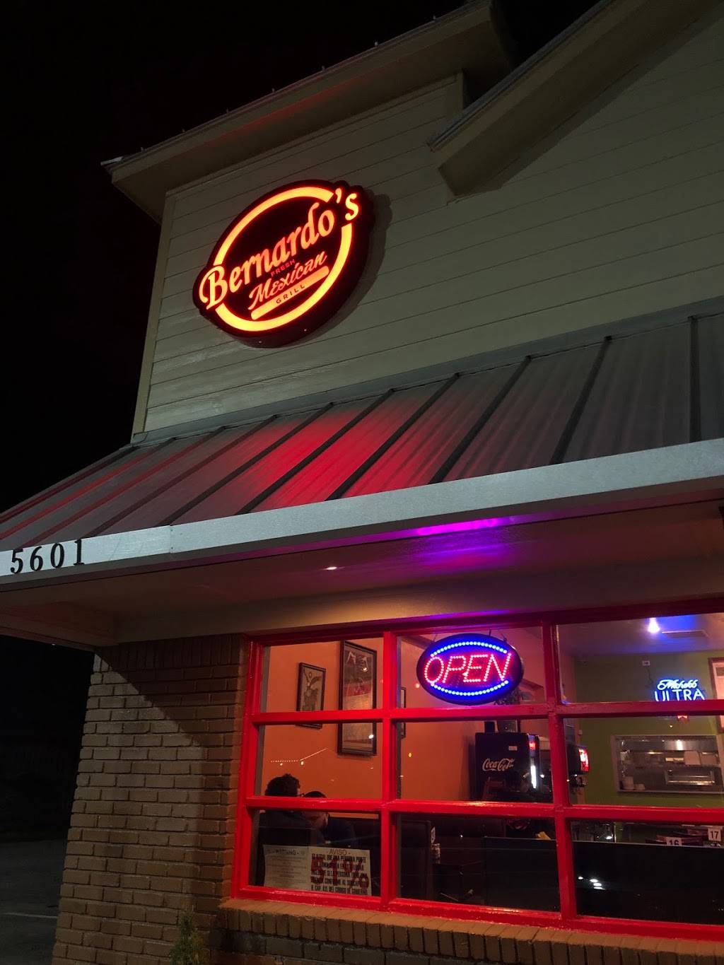 Bernardos Fresh Mexican Grill | restaurant | 5601 Jacksboro Hwy, Fort Worth, TX 76114, USA | 6823859577 OR +1 682-385-9577