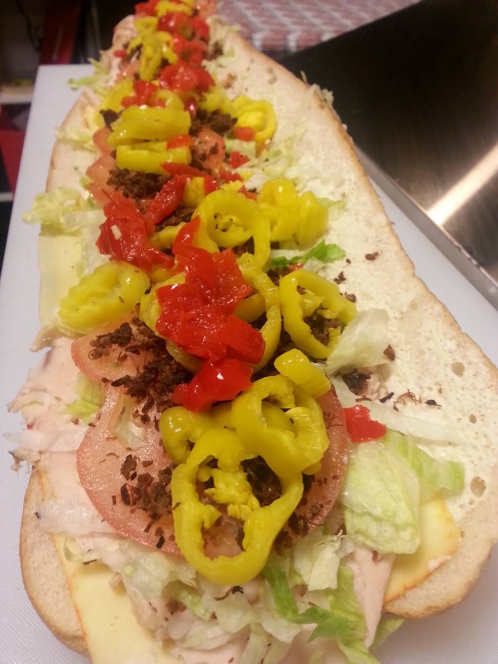 Hoagies and Hops | restaurant | 4155 Boulevard Pl, Indianapolis, IN 46208, USA | 3174265731 OR +1 317-426-5731