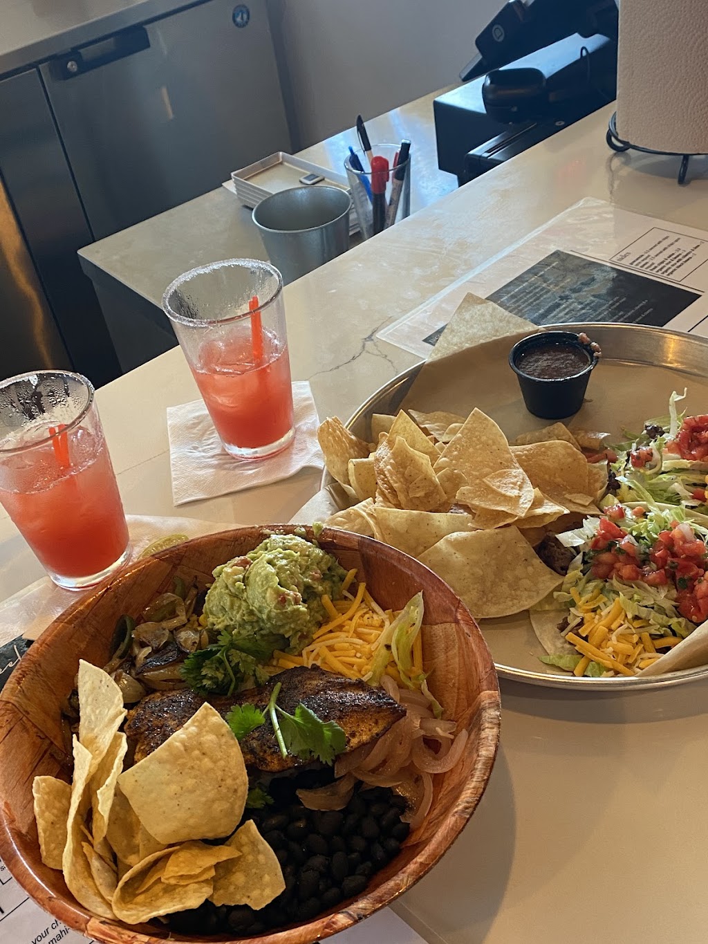 Family Fresh Mex | restaurant | 1200 Main St, Columbia, SC 29201, USA | 8035188339 OR +1 803-518-8339