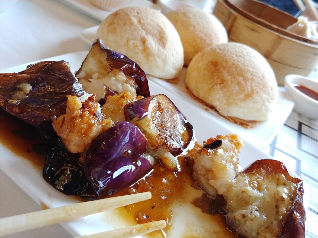 Phoenix Restaurant | restaurant | 2131 S Archer Ave, Chicago, IL 60616, USA | 3123280848 OR +1 312-328-0848