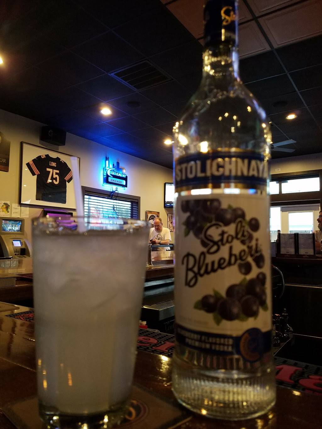 Mannys Ale House | restaurant | 683 St Charles Rd, Elmhurst, IL 60126, USA | 6306178700 OR +1 630-617-8700