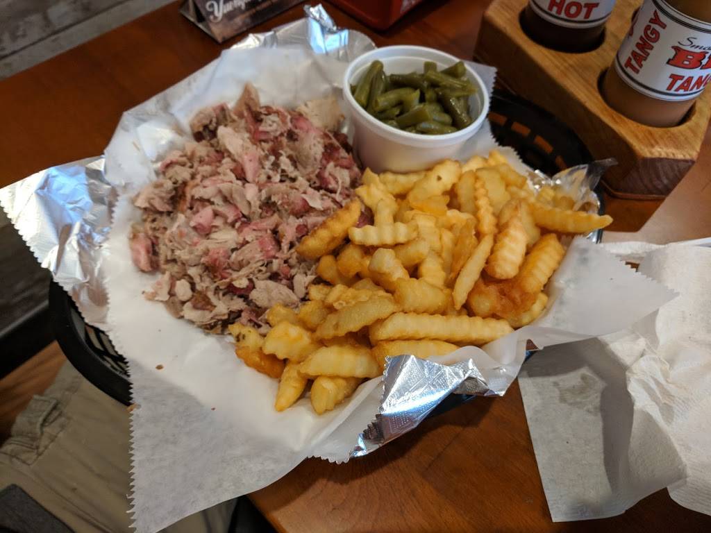 Smokin Pig BBQ | meal takeaway | 3834 US-301, Riverview, FL 33578, USA | 8135122500 OR +1 813-512-2500