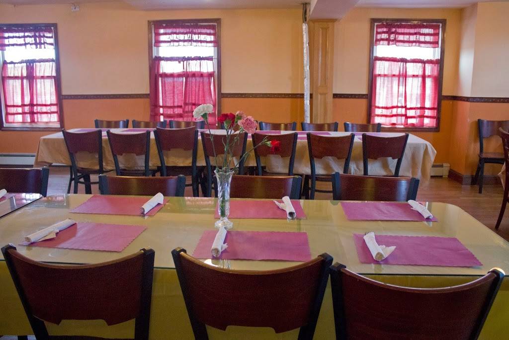 Tropical | restaurant | 62-27 Fresh Pond Rd, Middle Village, NY 11379, USA | 7188212600 OR +1 718-821-2600