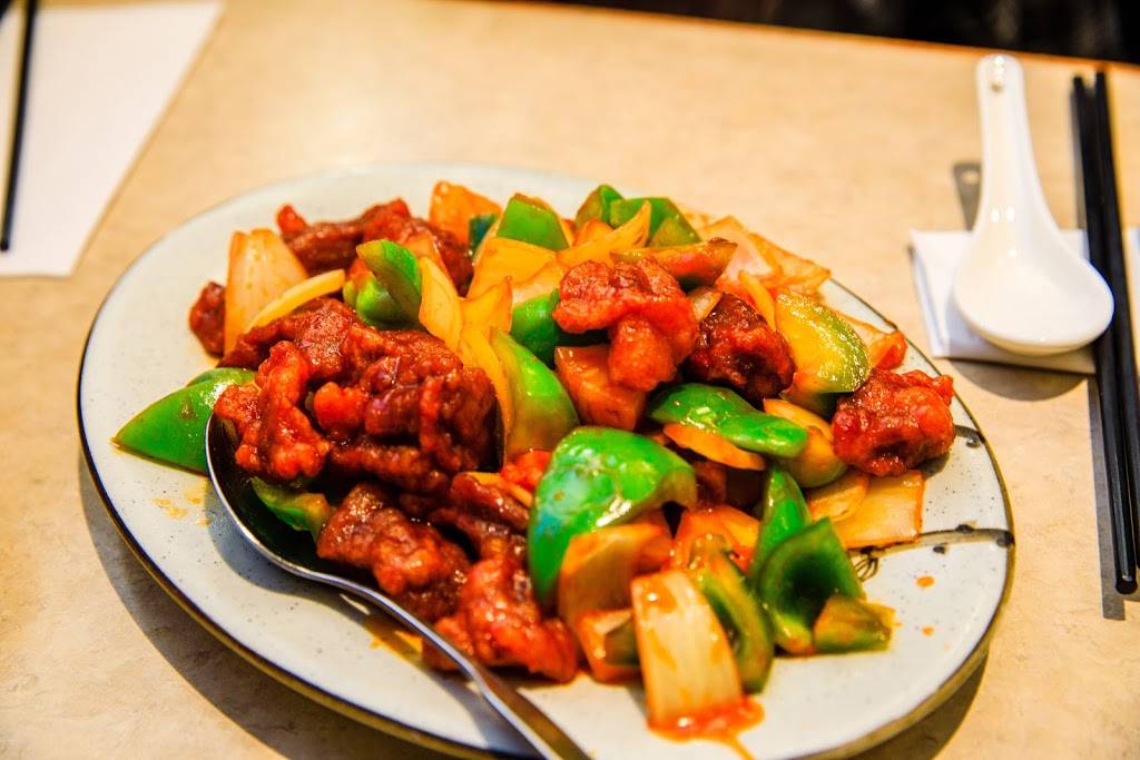 Pine Tree Garden Restaurant | restaurant | 10 Bur Oak Ave, Markham, ON L6C 0A2, Canada | 9058879922 OR +1 905-887-9922