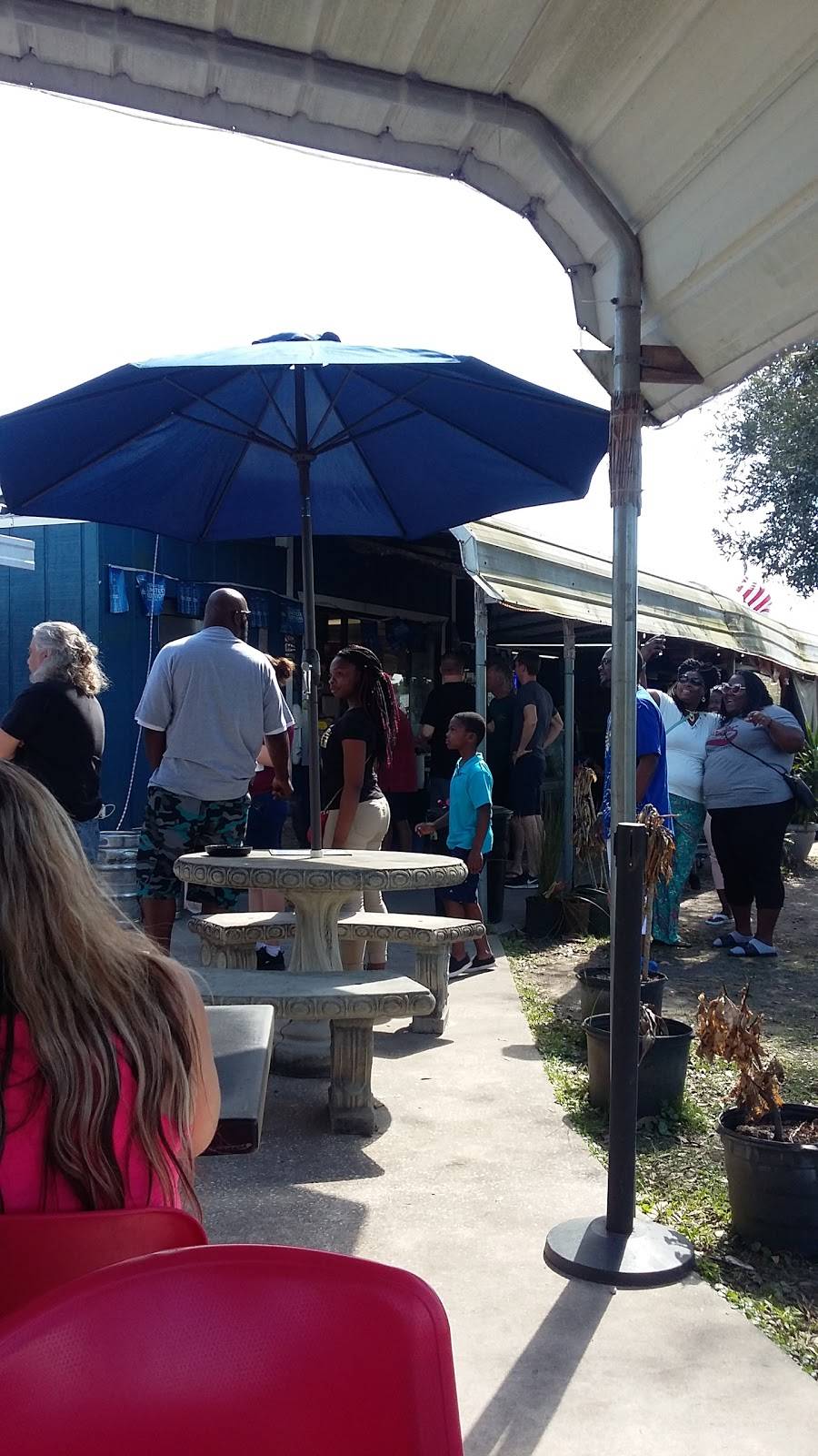 Tiki Island Tap House | restaurant | 614 Pecan Park Rd, Jacksonville, FL 32218, USA | 9044030776 OR +1 904-403-0776