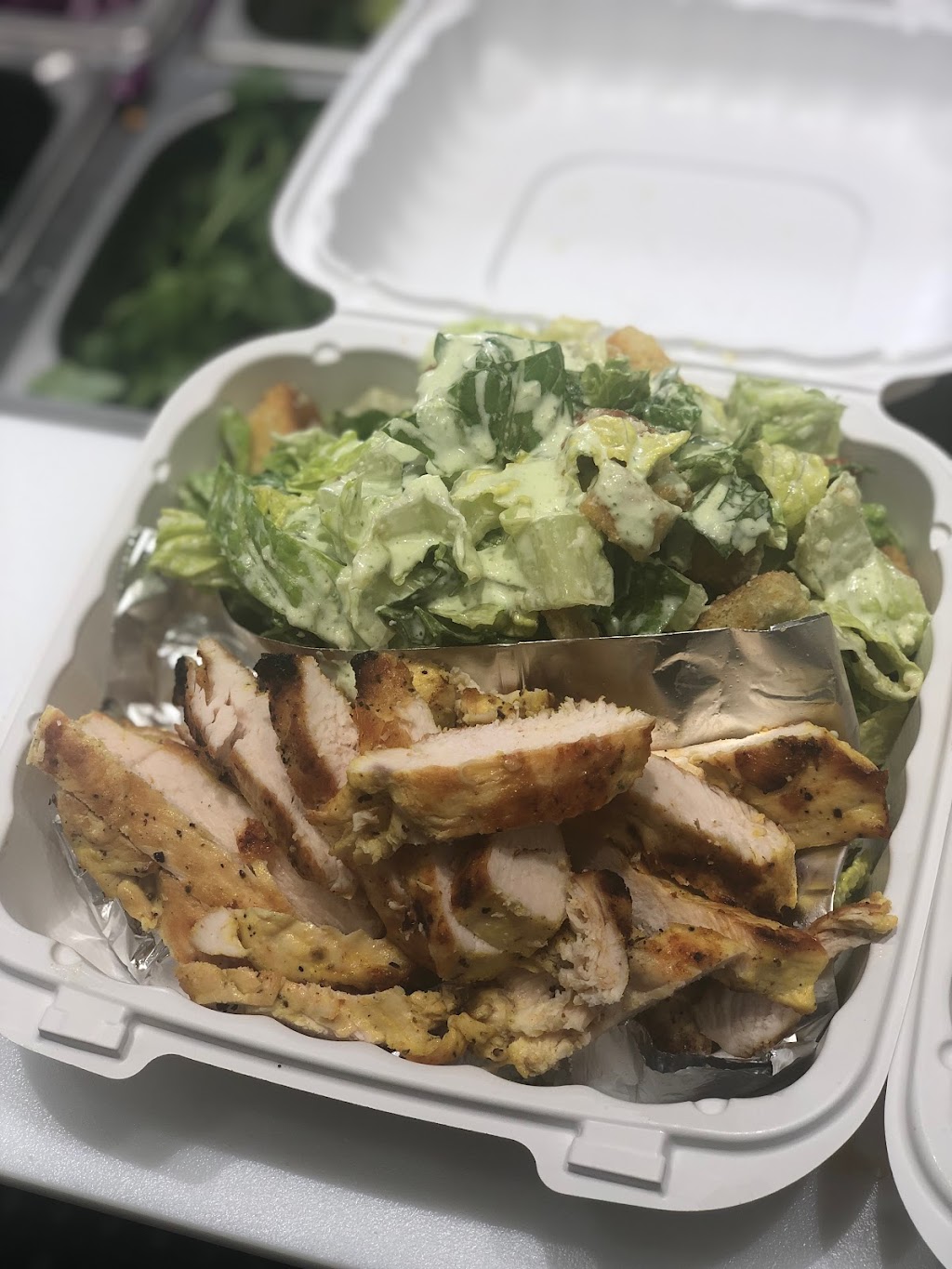 Upscale International Cafe | restaurant | 54-20 Broadway, Woodside, NY 11377, USA | 7183971852 OR +1 718-397-1852