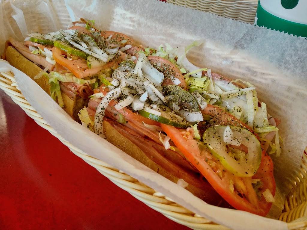 Tonys Subs | meal takeaway | 1480 Waukegan Rd, Deerfield, IL 60015, USA | 8479407352 OR +1 847-940-7352