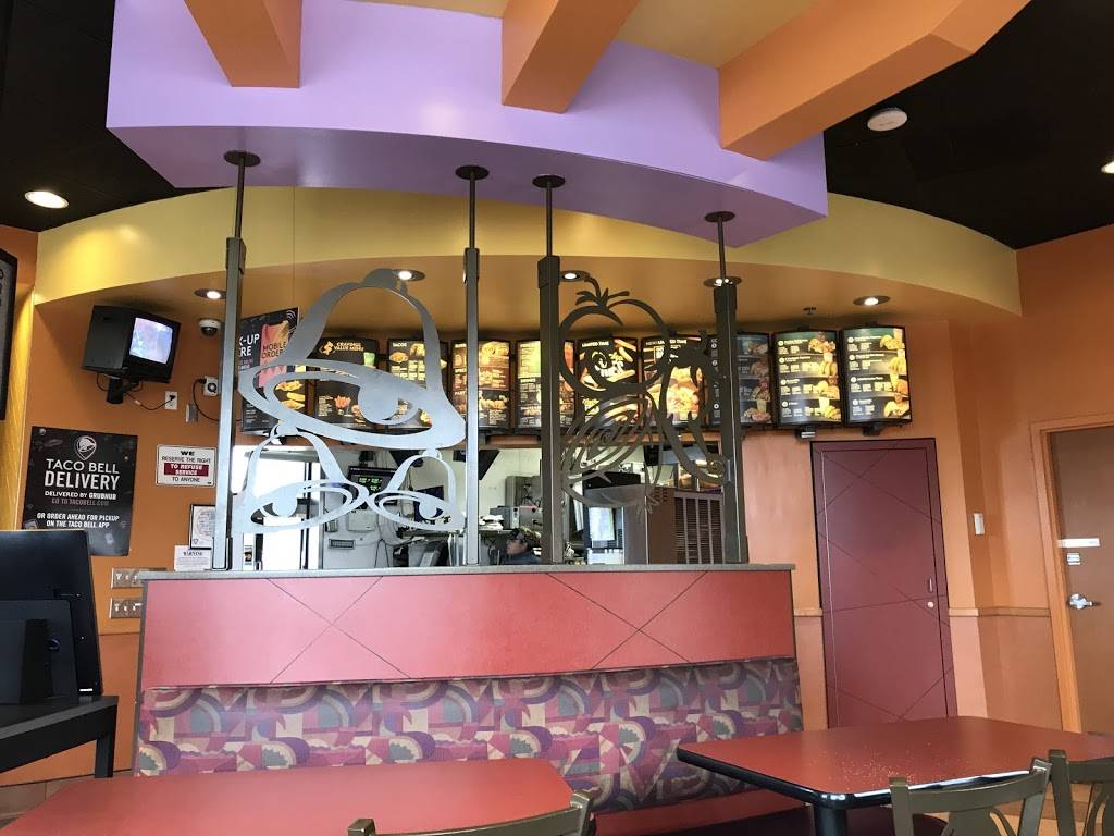 Taco Bell | meal takeaway | 1725 N Oxnard Blvd, Oxnard, CA 93030, USA | 8059836409 OR +1 805-983-6409
