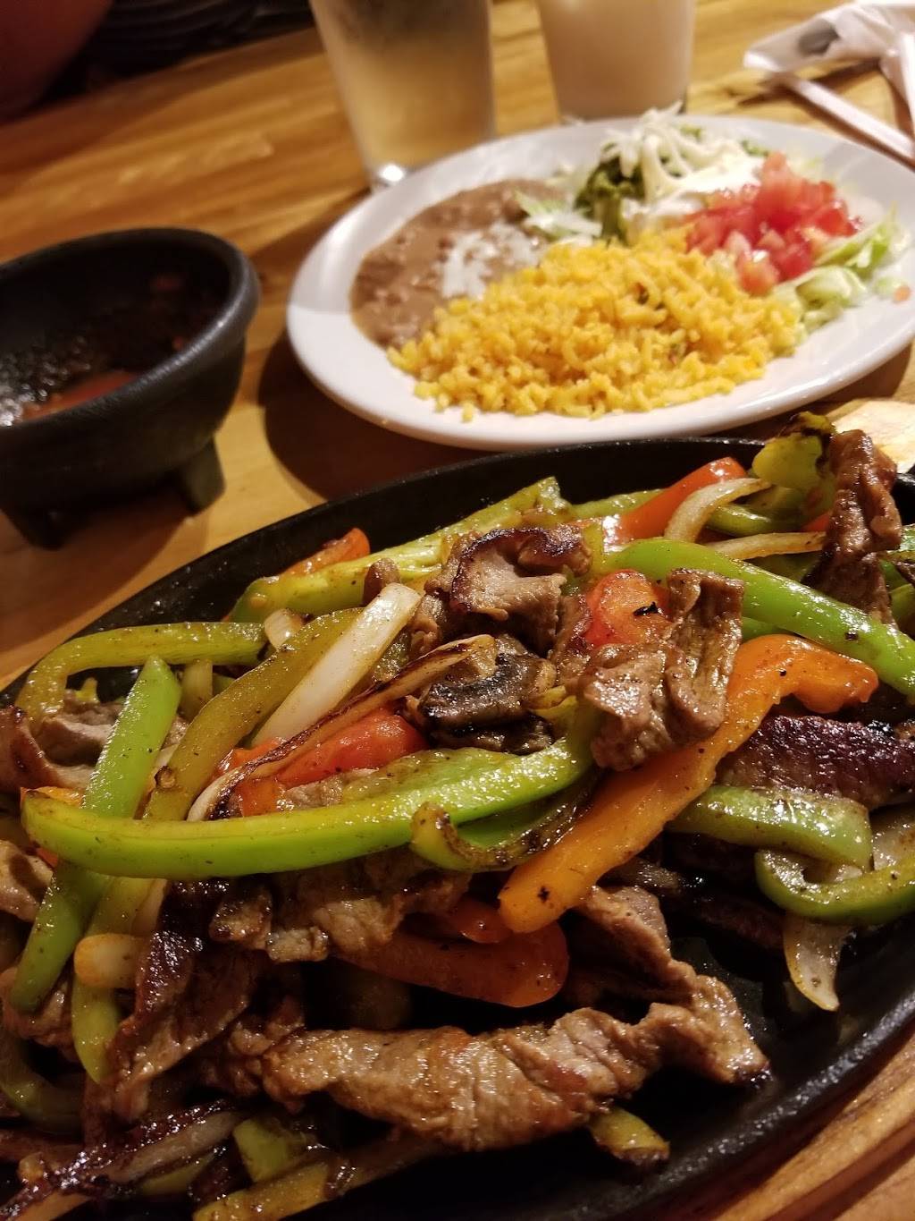 El Chaparral Mexican Restaurant | restaurant | 7849 Taft St, Merrillville, IN 46410, USA | 2194720328 OR +1 219-472-0328