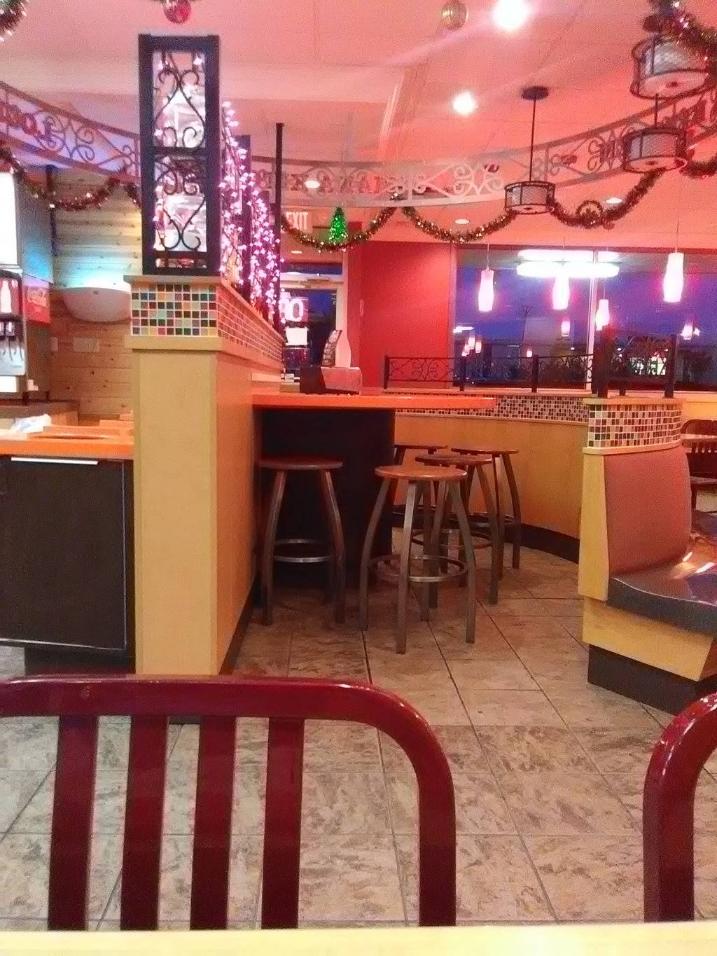 Popeyes Louisiana Kitchen | restaurant | 73rd Battalion Building 33011, Fort Hood, TX 76544, USA | 2545325040 OR +1 254-532-5040