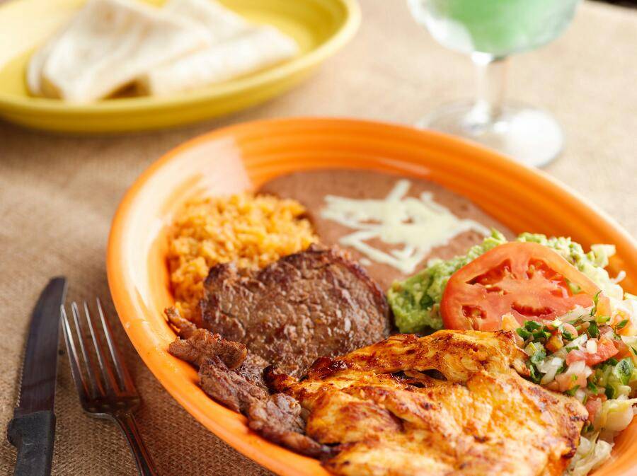 El Charro | restaurant | 952 Troy Schenectady Rd, Latham, NY 12110, USA | 5186085842 OR +1 518-608-5842