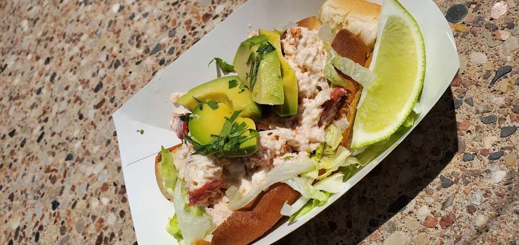 Lido Beach Restaurant | restaurant | 400 Benjamin Franklin Dr, Sarasota, FL 34236, USA | 9413880400 OR +1 941-388-0400