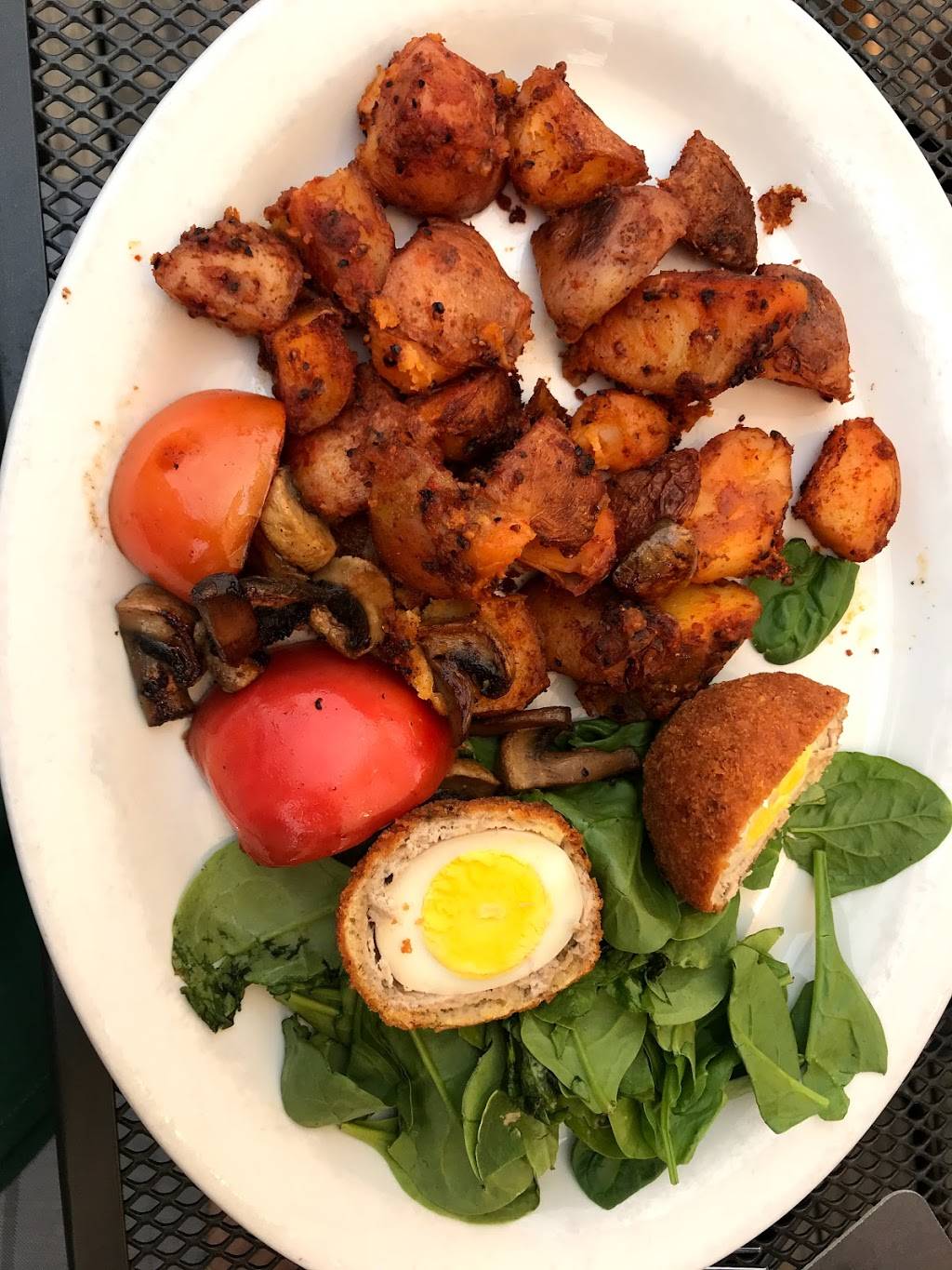 The Burns Pub & Restaurant | restaurant | 9009 Metro Airport Ave, Broomfield, CO 80021, USA | 3034693900 OR +1 303-469-3900