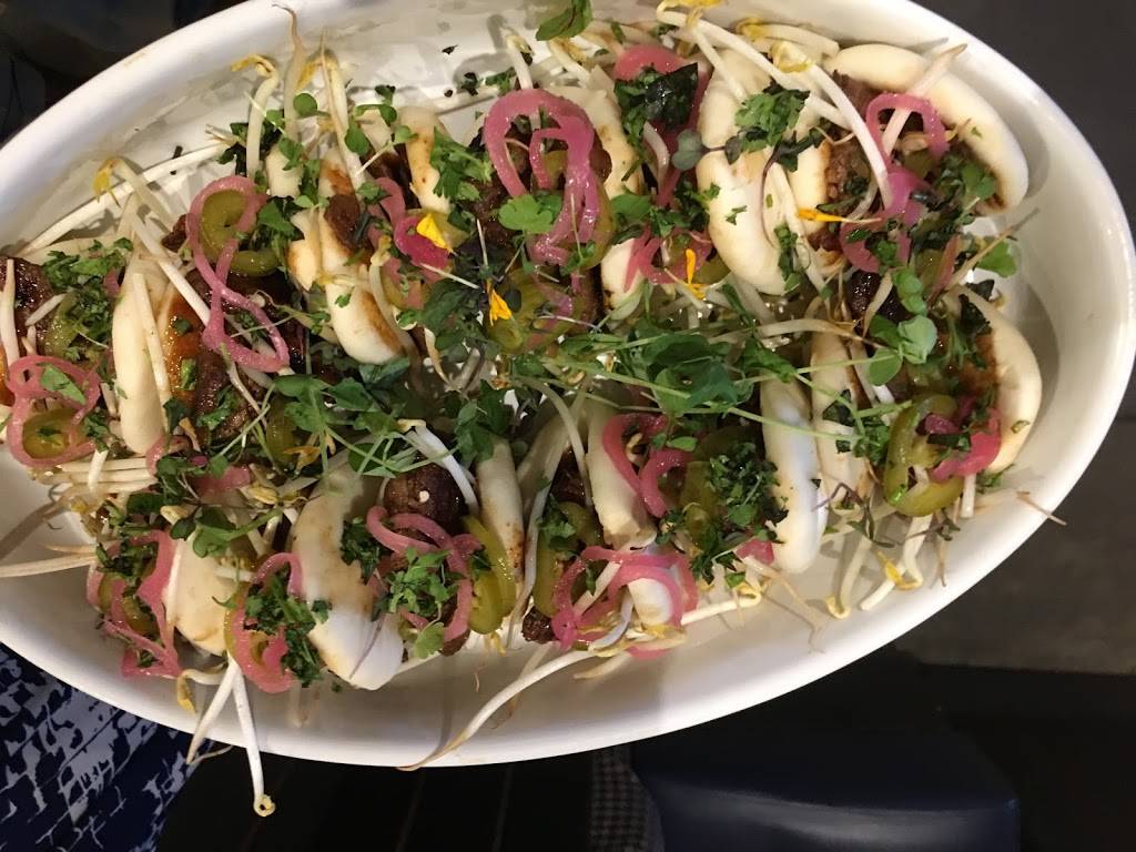 Stillwaters Tavern | restaurant | 224 Beach Dr NE, St. Petersburg, FL 33701, USA | 7273501019 OR +1 727-350-1019